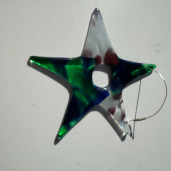 #2018 STAR MULTI COLOR 5 POINT ORNAMENT GREEN  & WHITE FUSED SUN CATCHER COLLECT - Picture 8 of 9